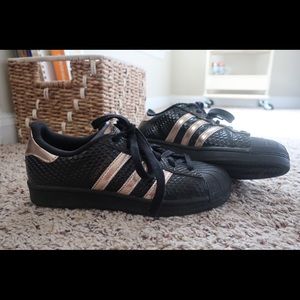 Adidas Superstars - rose gold